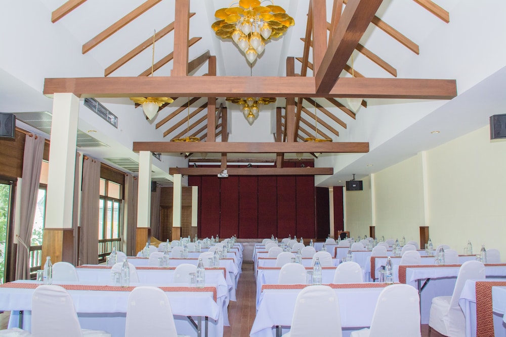 PHOOM THAI GARDEN HOTEL 17/22
