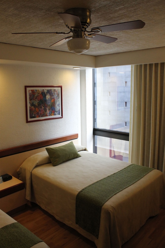 Hotel Manalba 12/18