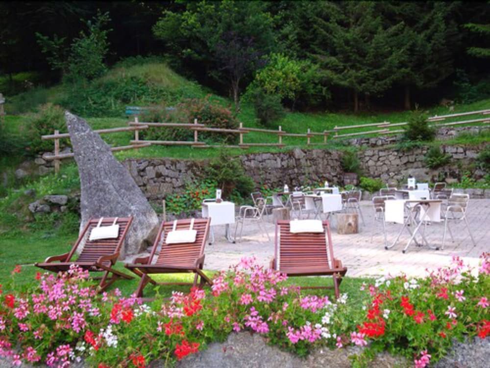Les Campanules Hotel 68/74