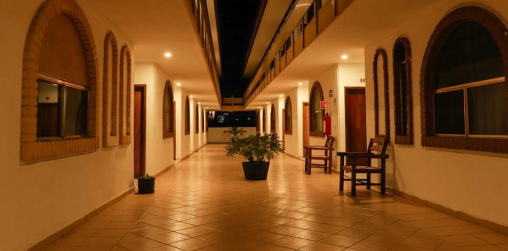 Costa Alegre Hotel And Suites 36/59