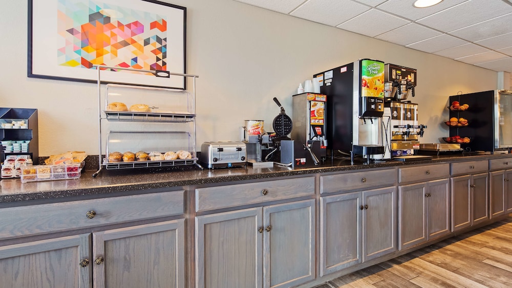Best Western Nittany Inn Milroy 32/43