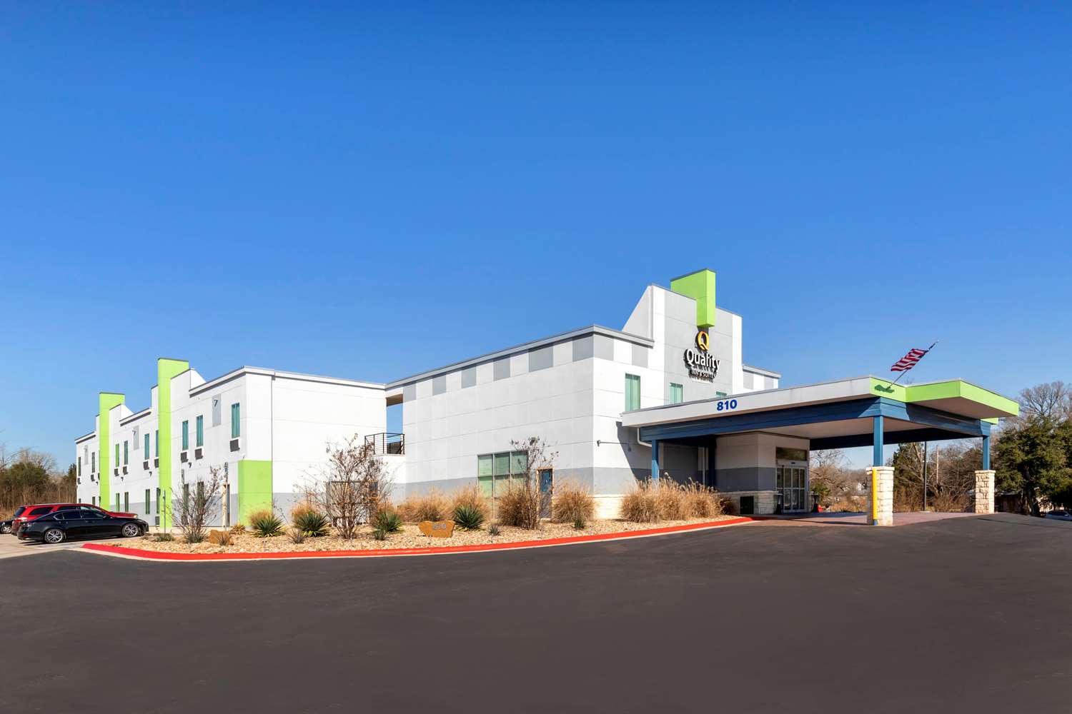 Quality Inn & Suites Elgin 4/37