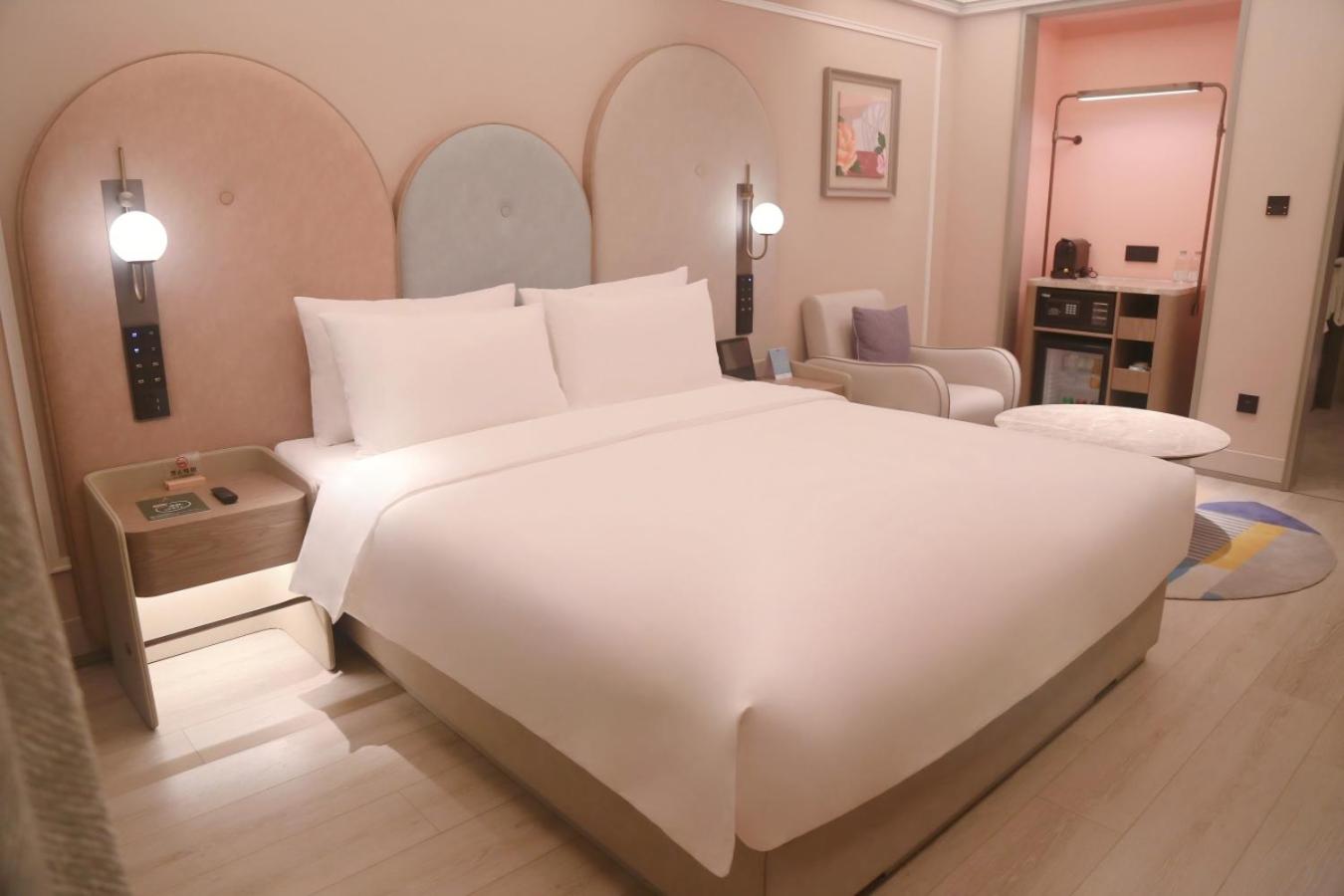 غرفة بريفيليج بسرير كينج وسرير كوين، Mercure Beijing Anzhen Olympic Center 3/6