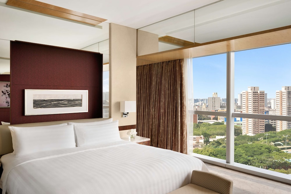 Premier, King Bed, Valley Wing