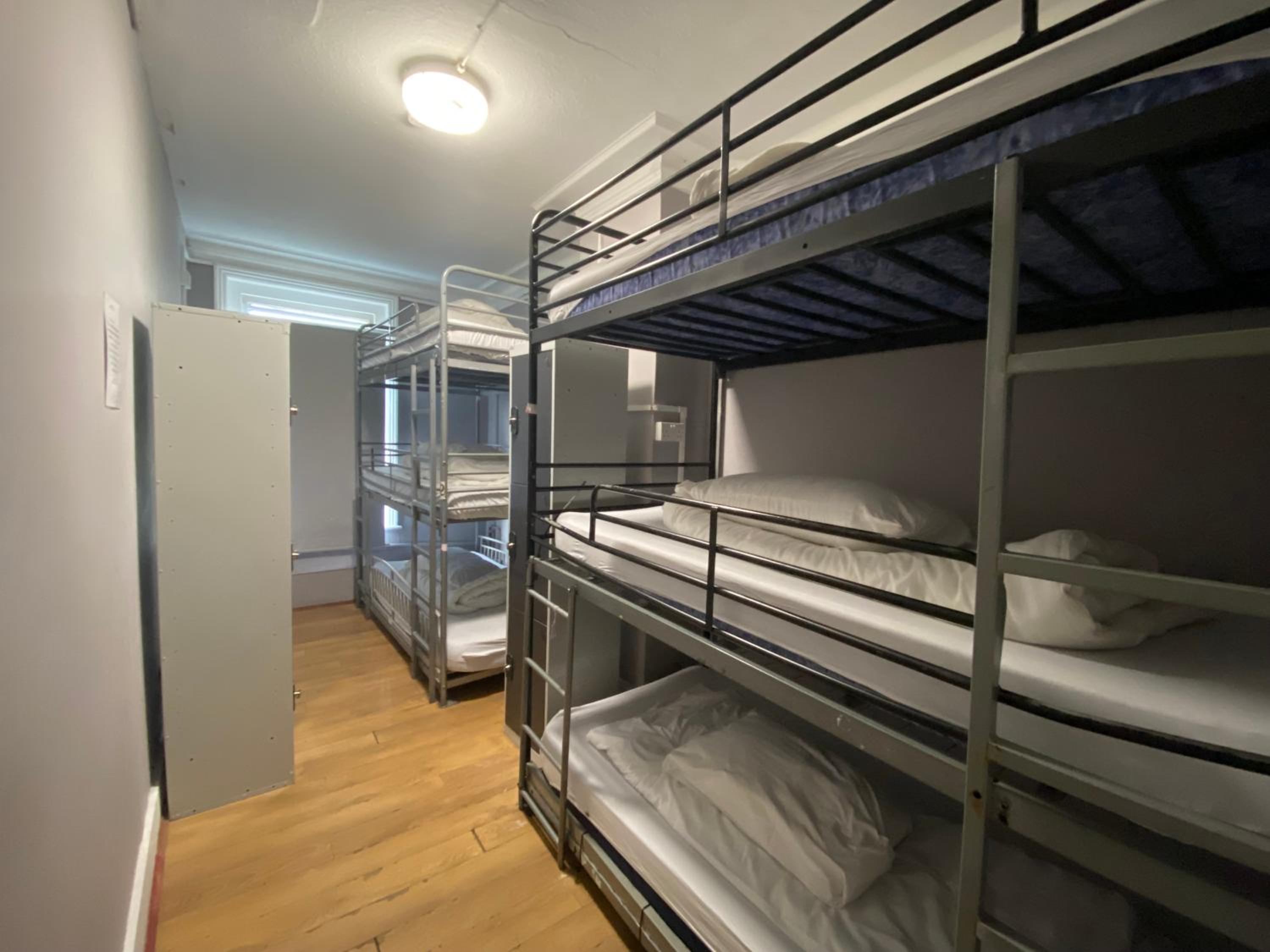 Mixed Dorm, 6 Beds