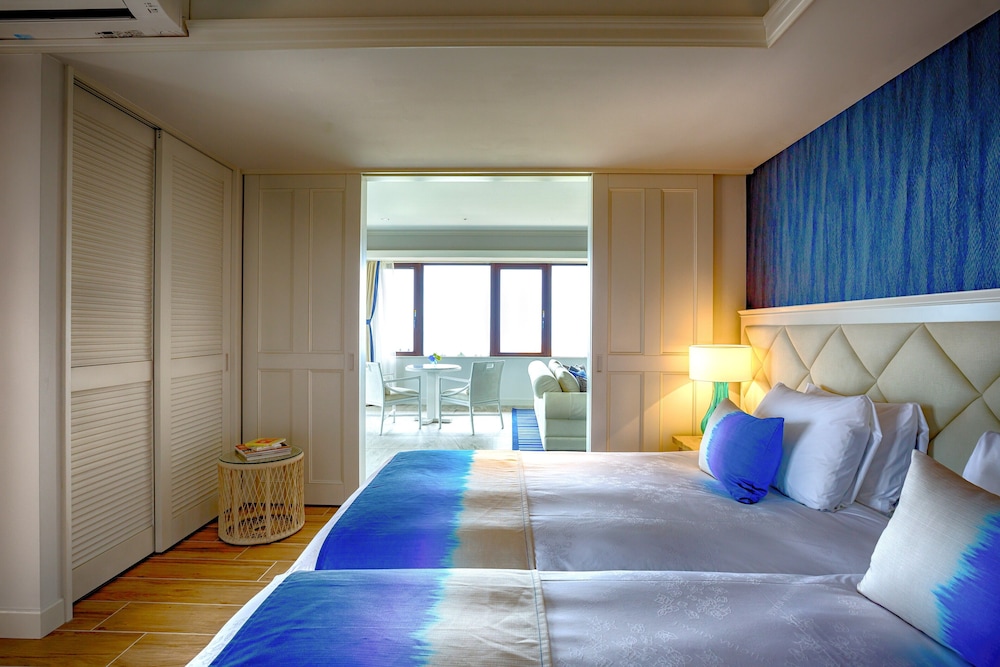 1 Bedroom, Deluxe, Suite, Twin Beds
