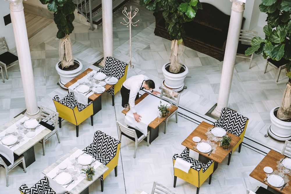 Hotel Boutique Palacio Pinello 60/73