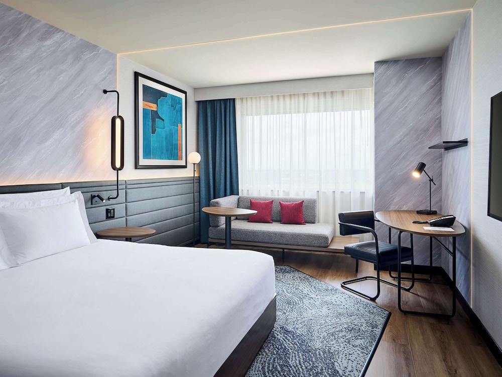 Novotel Toronto Vaughan 16/65
