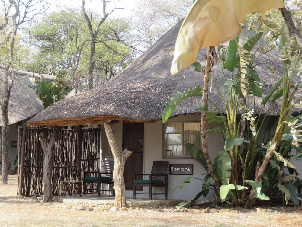 Mziki Safari Lodge 6/76