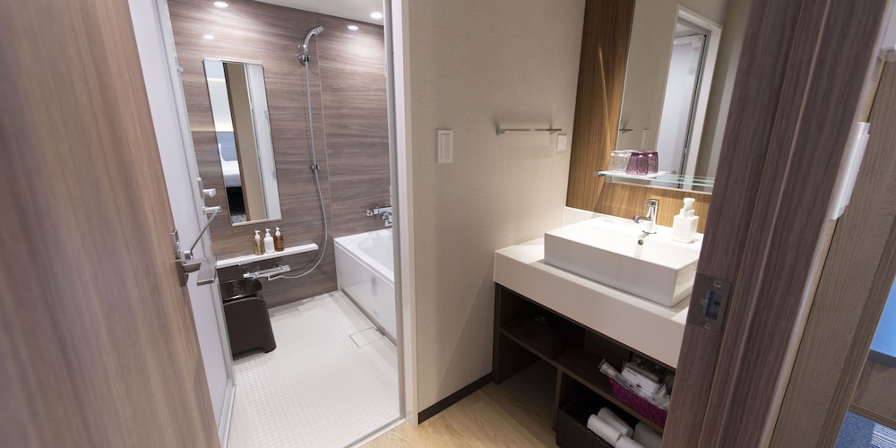 Asakusa Tobu Hotel 50/50