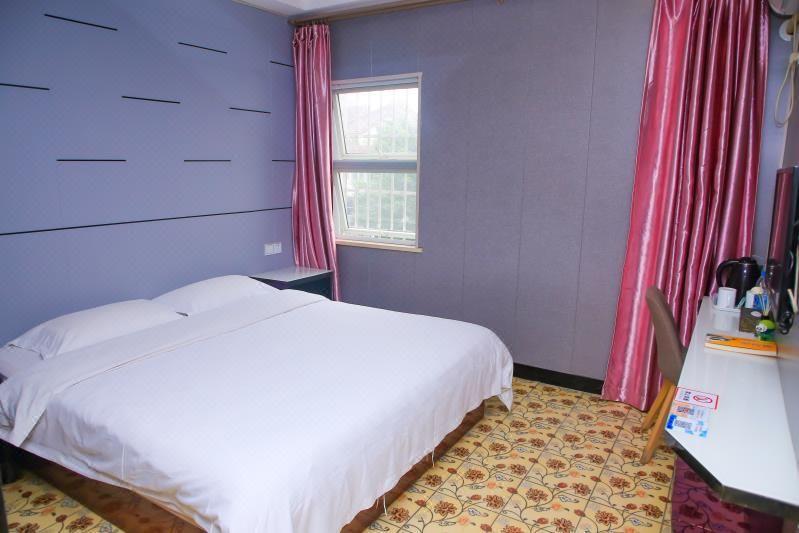 FASHION, SUPERIOR, DOUBLE BED