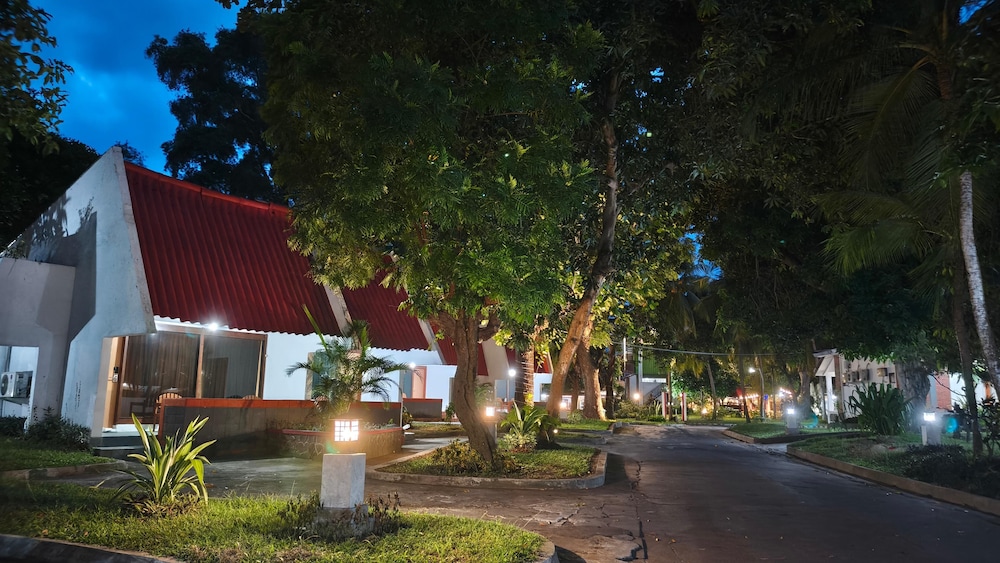 Votel Manyar Resort Banyuwangi 35/41