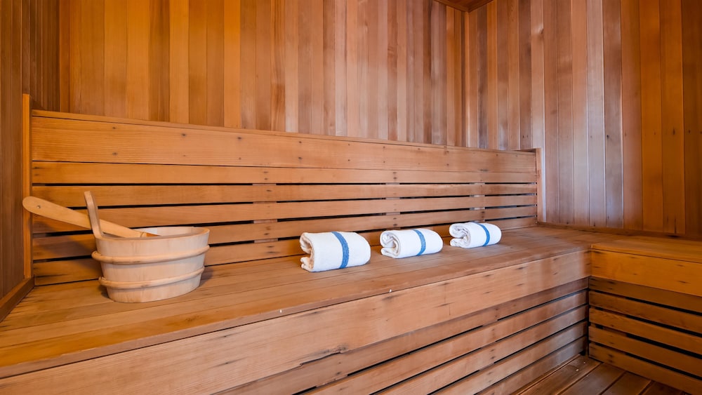 Best Western Plus Montezuma Inn & Suites 11/24