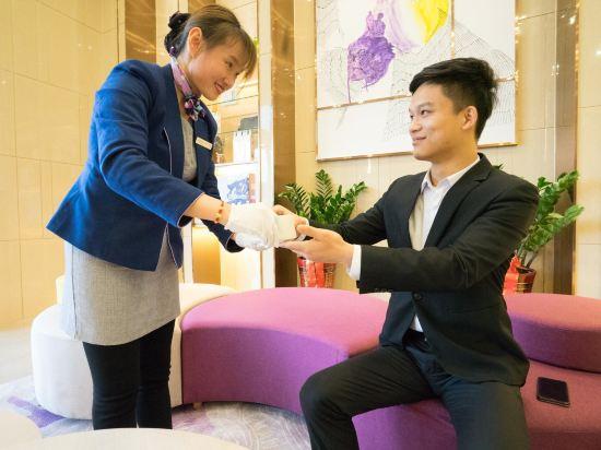 Li Feng Hotel (Wuhan Jinyinhu store) 9/49