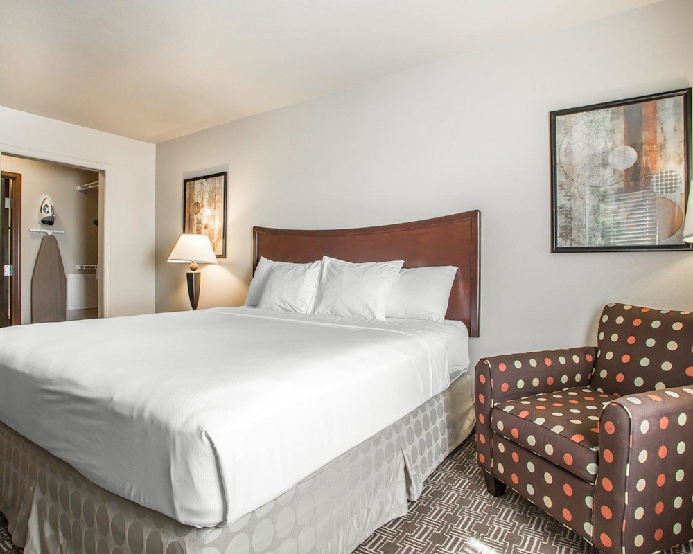 MainStay Suites St. Robert - Fort Leonard Wood 9/61