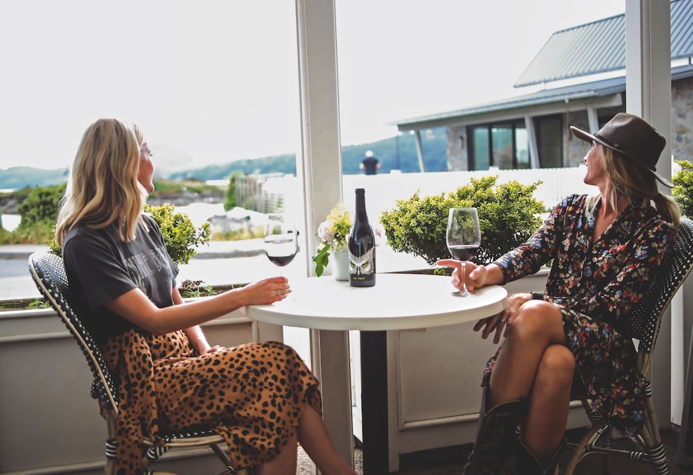 Outlook Inn On Orcas Island 7/68
