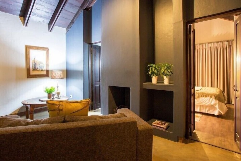 Mount High Luxury Country House 24/37