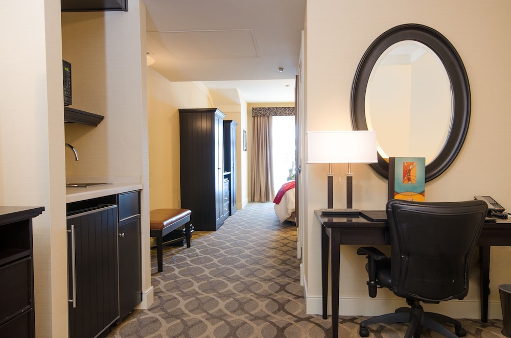 West Inn And Suites 35/55