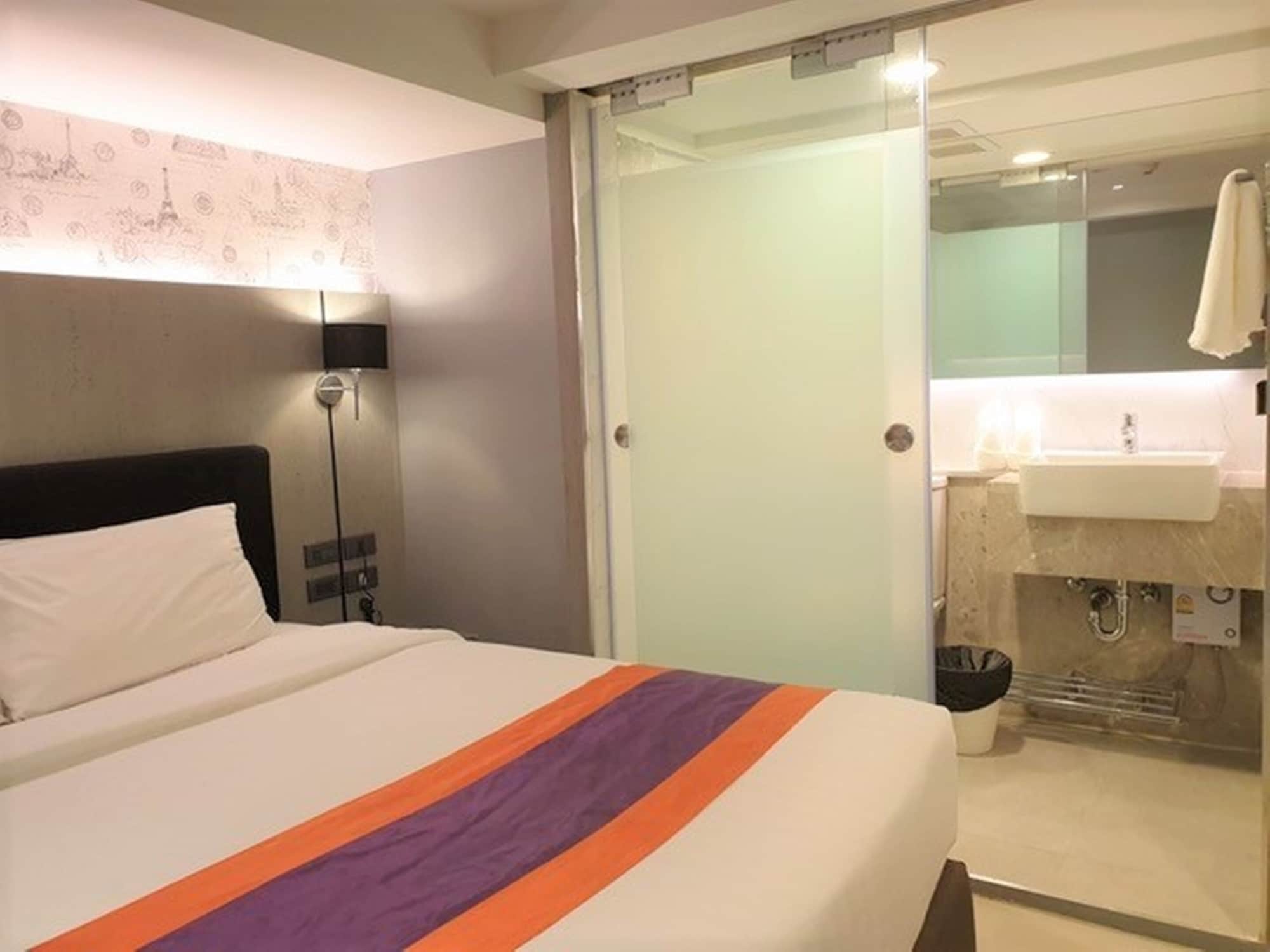 SUPERIOR, DOUBLE BED