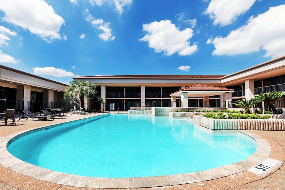 Holiday Inn Port Arthur Park Central By IHG 61/64