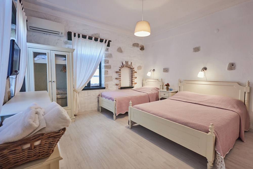 Alacati Zeytin Konak Hotel 21/50