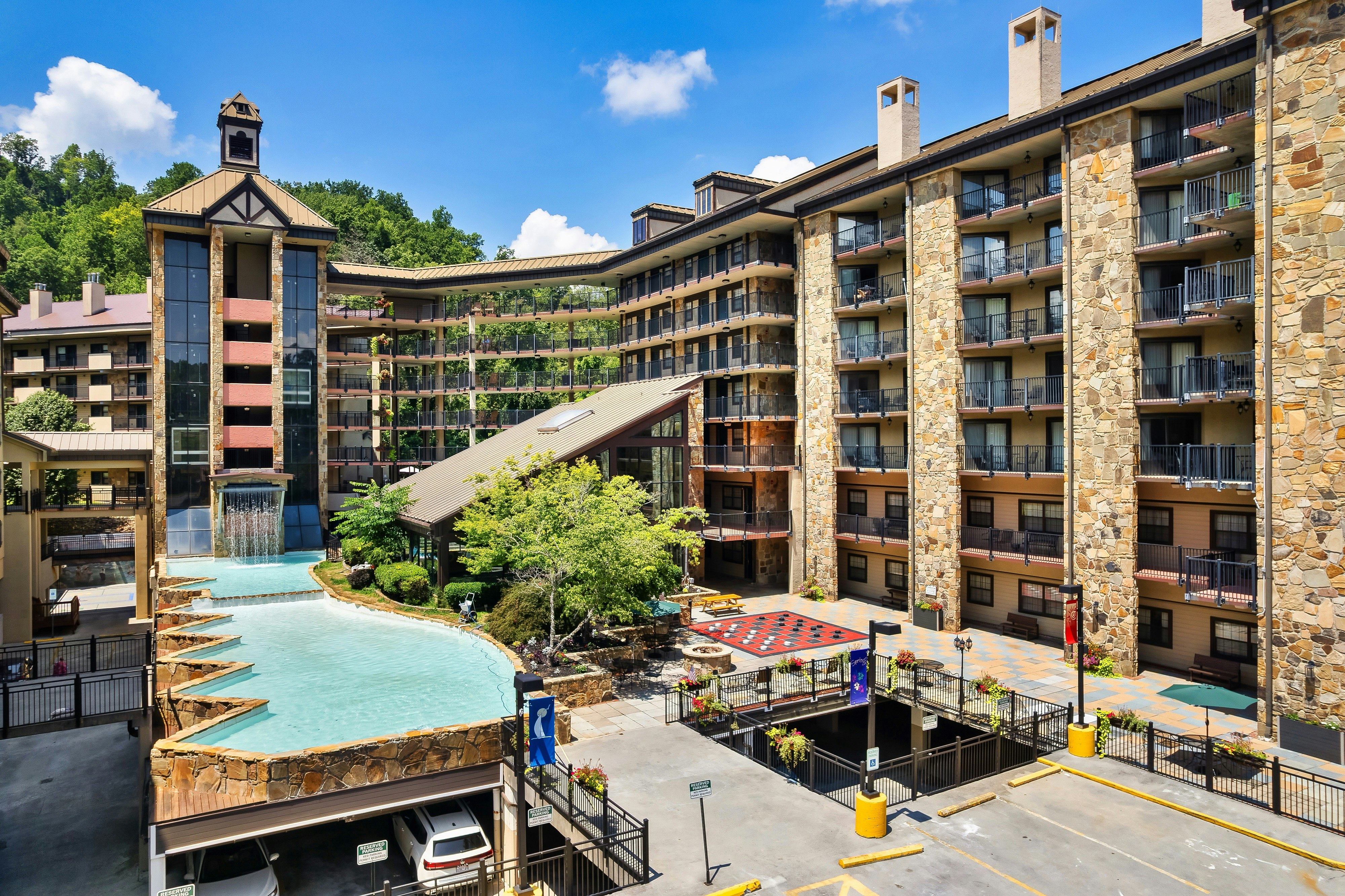 Gatlinburg Town Square By Exploria Resorts 1/50