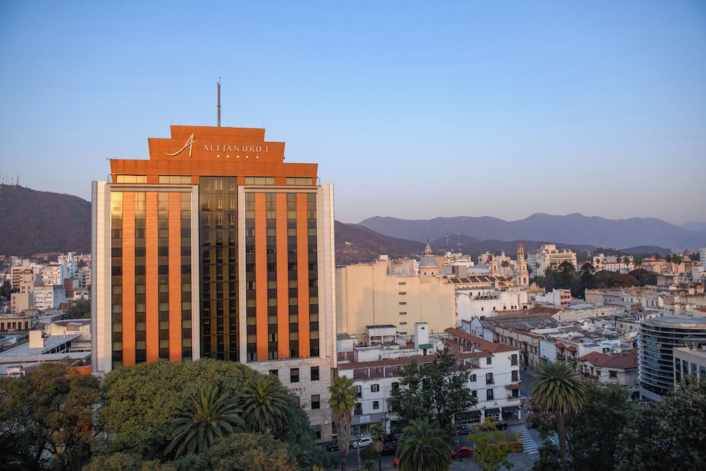 Alejandro I Hotel 2/68