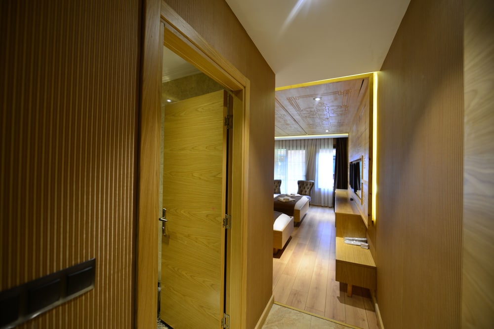 Inanlar Deluxe Hotel 37/60