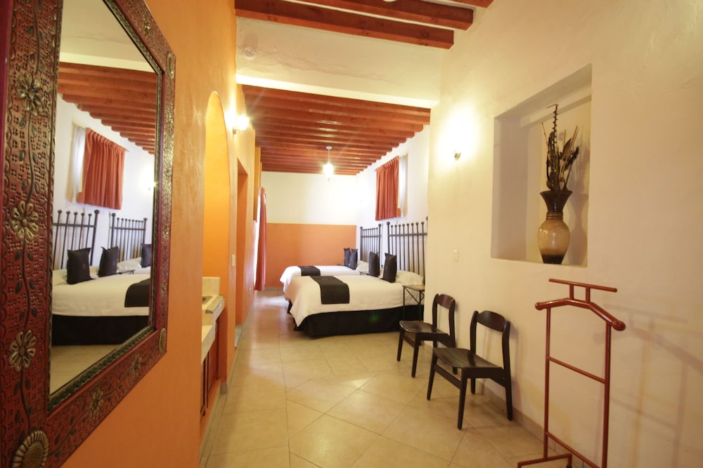 Hotel Santa Regina 49/60