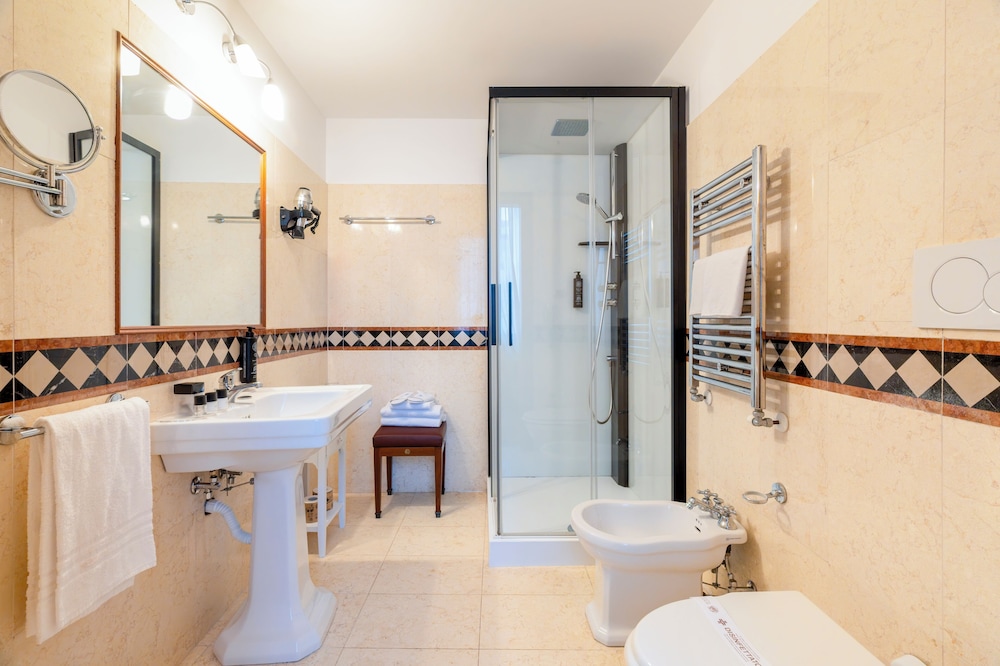 Al Ponte Dei Sospiri Junior Suites 49/50