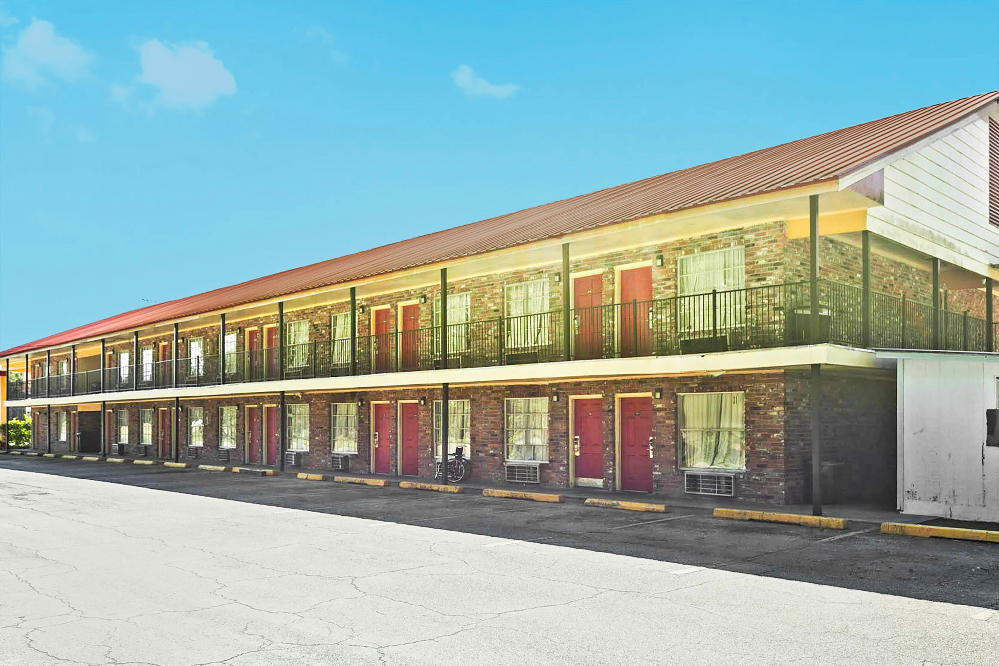 Jeffersonian Motor Inn by Townhouse, Prentiss MS in Prentiss