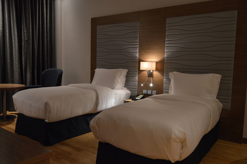 غرفة سوبيريور بسريرين منفصلين، Ramada Resort by Wyndham Manama Seef 7/10