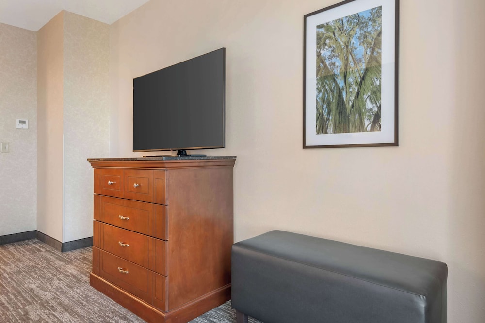 Drury Inn and Suites Valdosta 3/48
