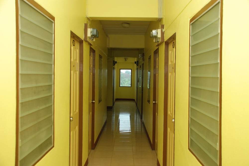 Nuttasit Apartment 29/34
