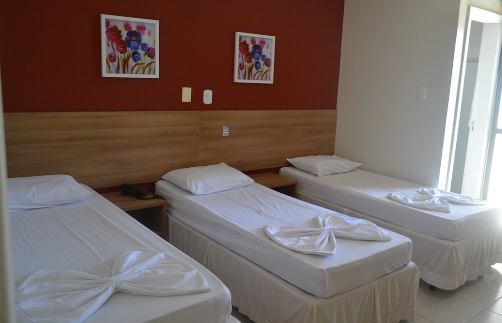 Tropical Praia Hotel 8/25