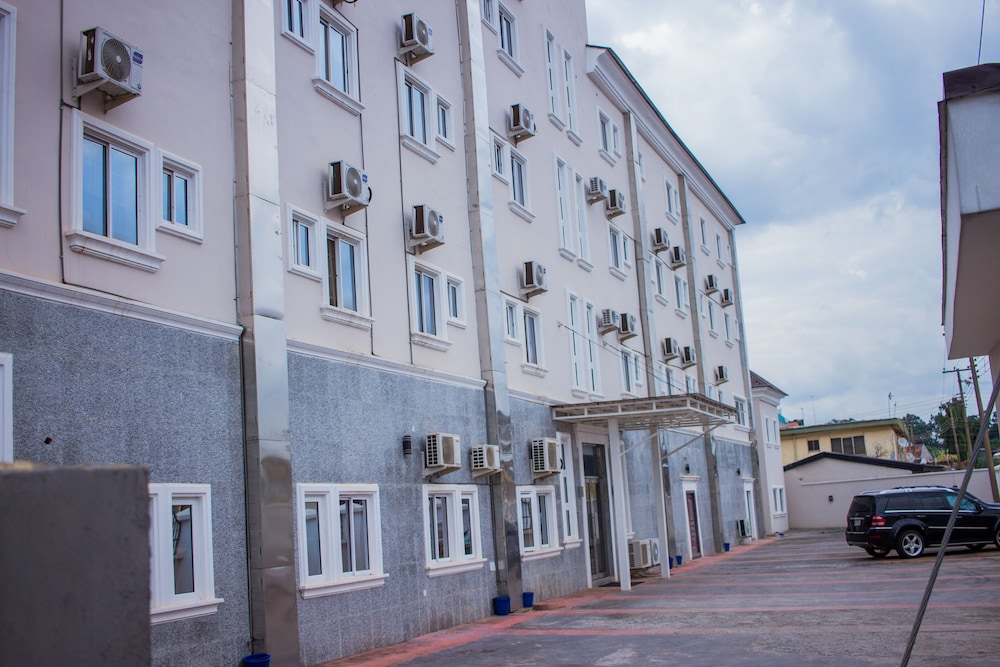 Residency Hotel Enugu 28/31