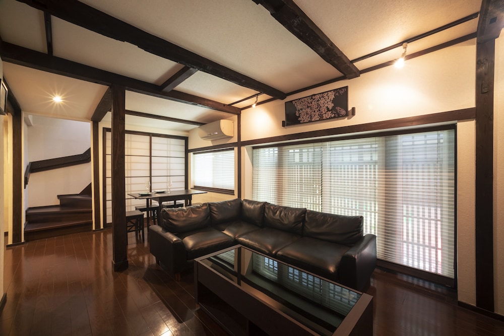Kiyomizu Villa 24/36