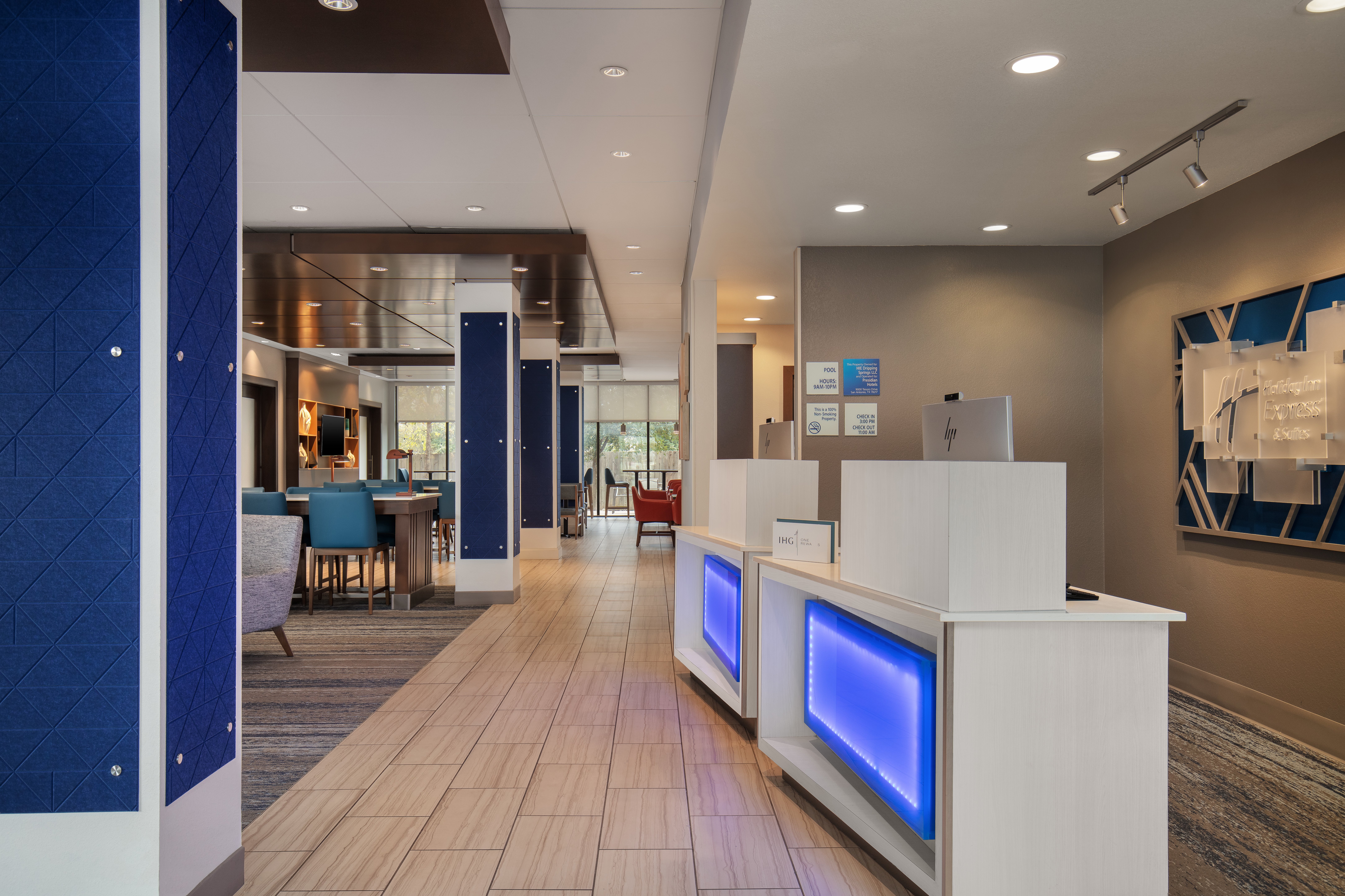 Holiday Inn Express & Suites Dripping Springs - Austin Area 8/50