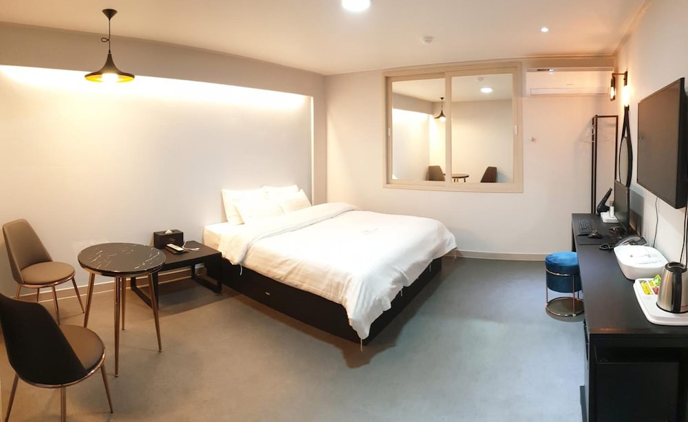 Vip Hotel Mok-Po 20/59