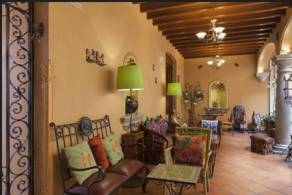Parador San Miguel 59/79