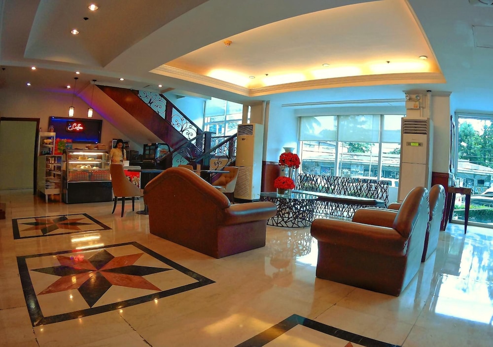Golden Peak Hotel and Suites powered by Cocotel 40/63