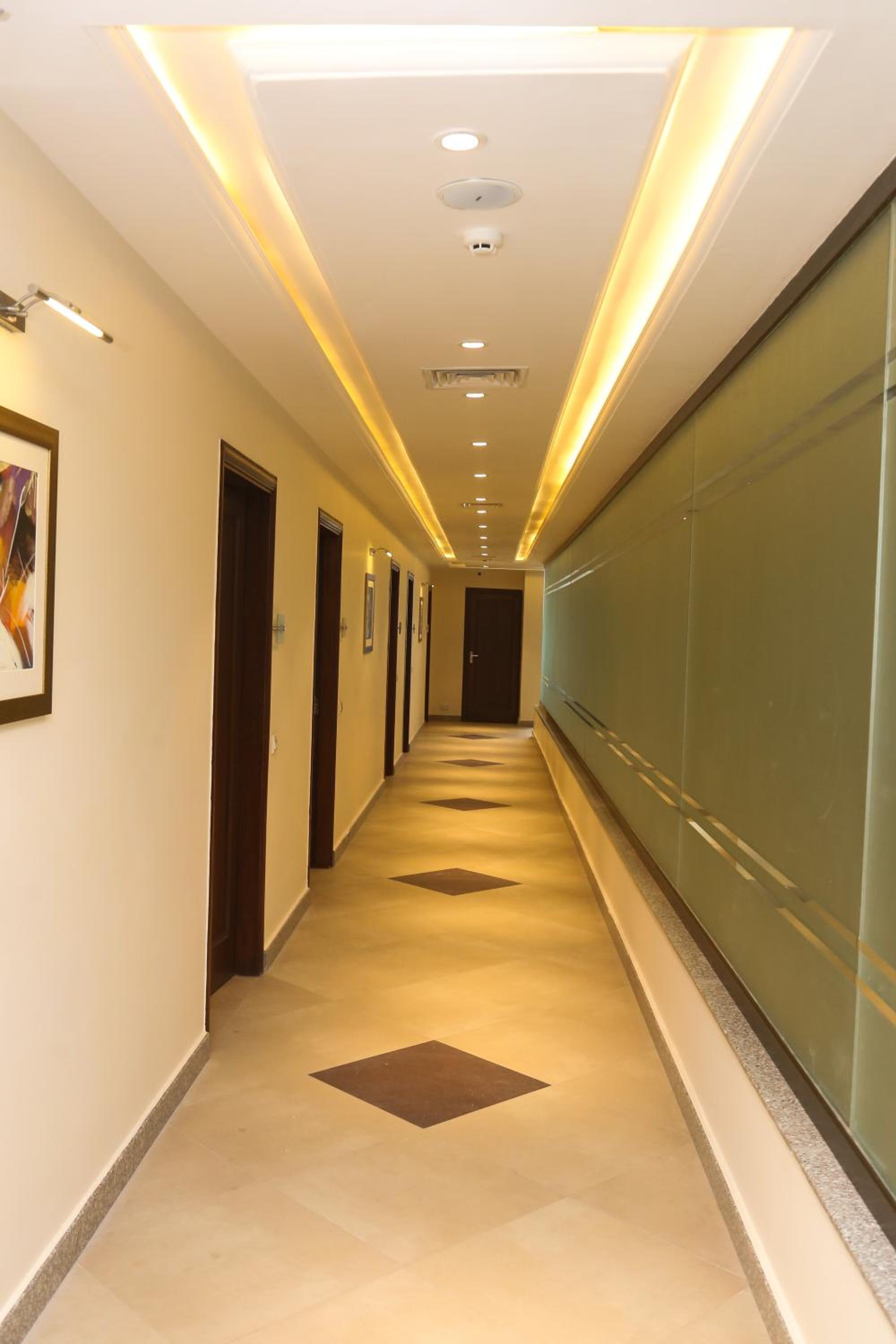 Hotel One Club Road Rahimyar Khan 9/22