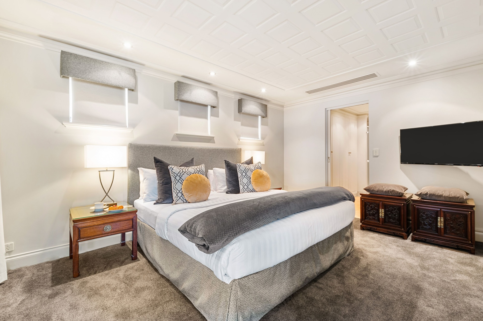 Grand, Suite, King Bed, River View