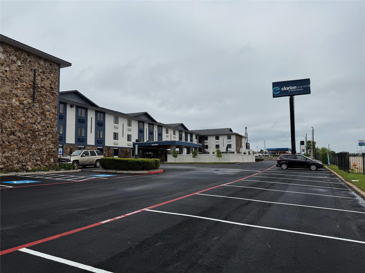 Clarion Pointe Shreveport West 41/45