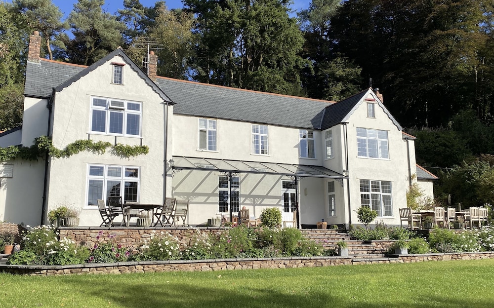 Edgcott House - Guest house 55/58