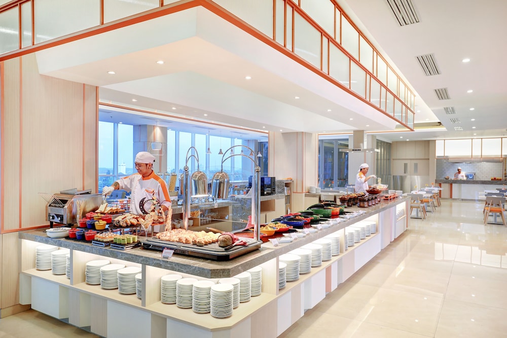 HARRIS Hotel and Conventions Bundaran Satelit Surabaya 10/50