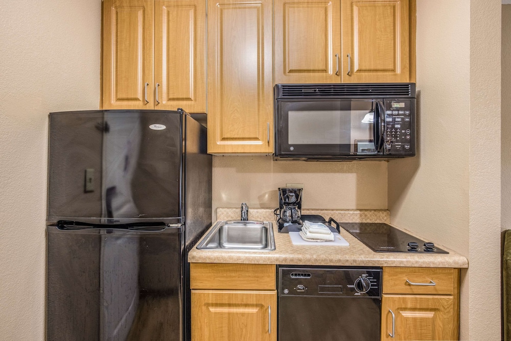 MainStay Suites Port Saint Joe South 38/50