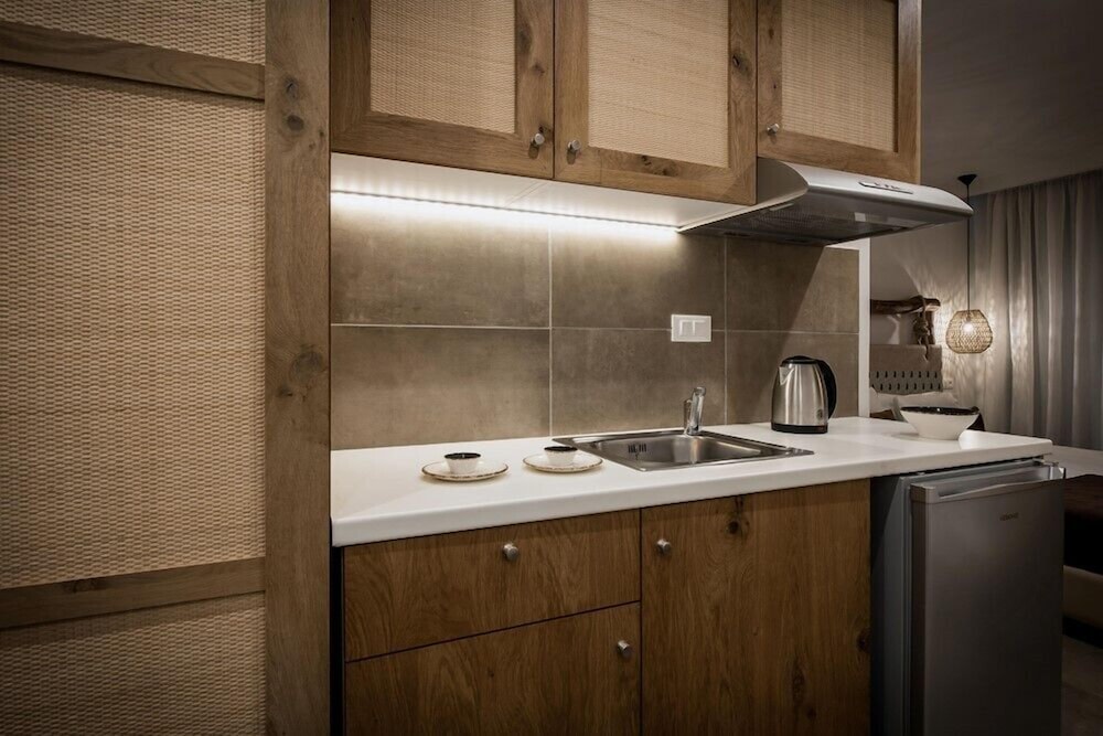Troulis Apart Hotel 63/74