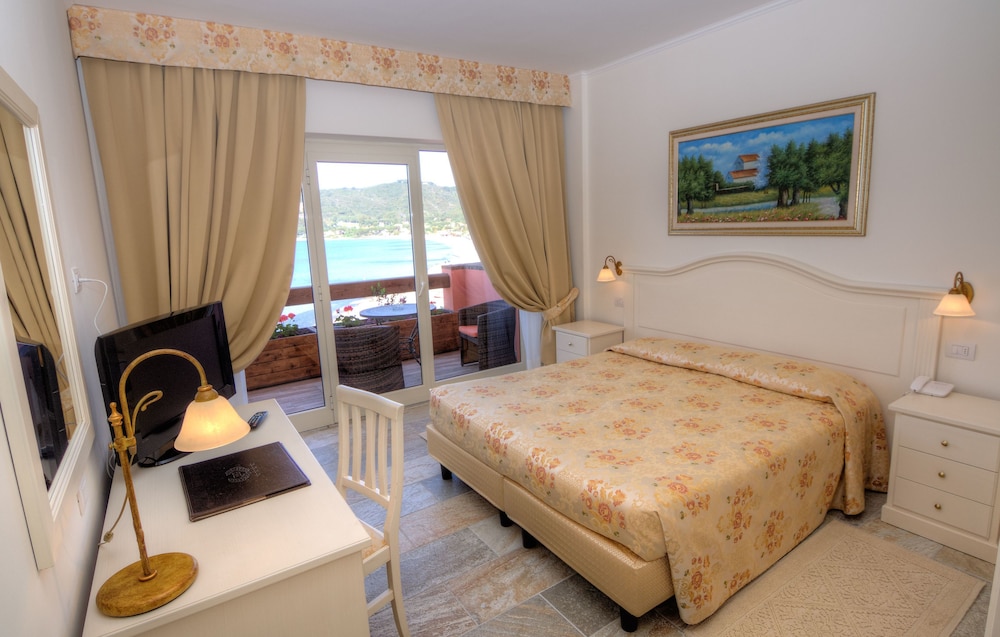 Hotel Del Golfo 15/66