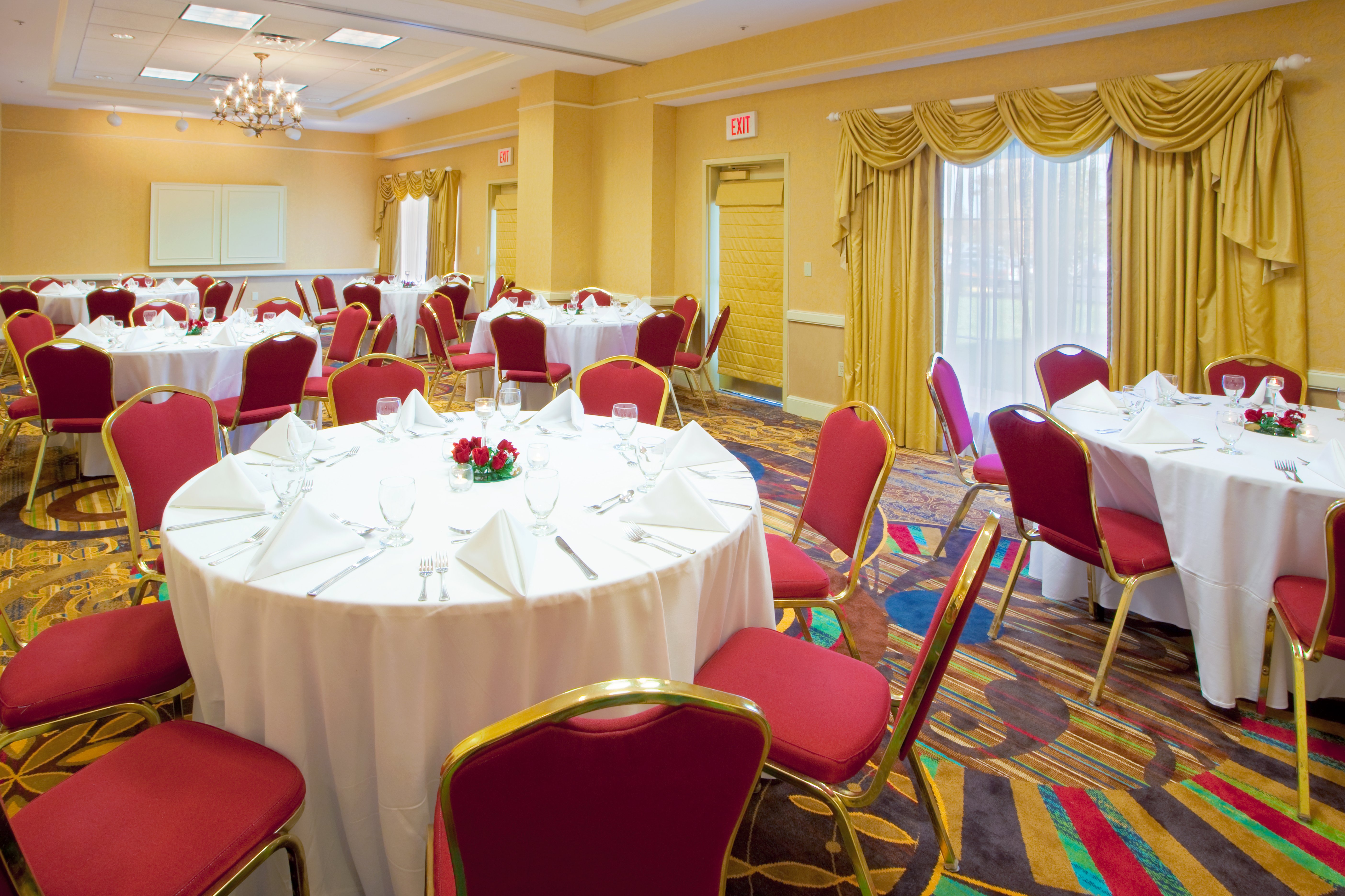 Holiday Inn Chantilly-Dulles Expo (Arpt) 49/55